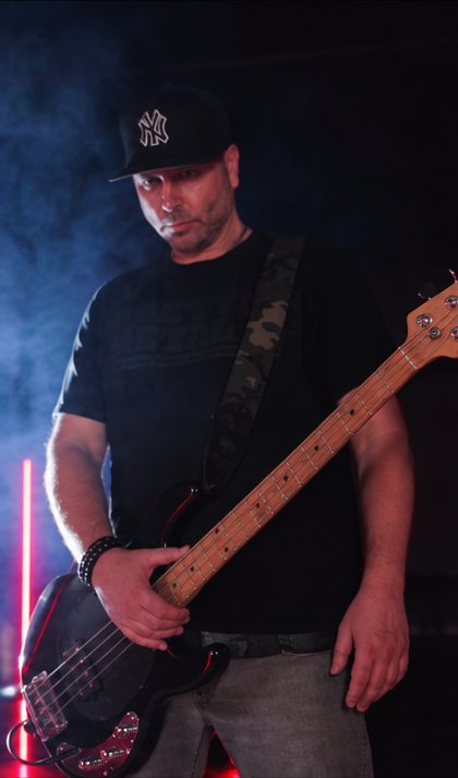 Zimmse – Bass, BLOOD SHOT DOWN